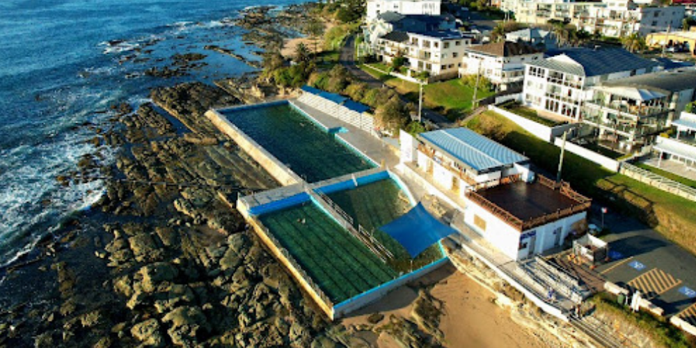 the entrance ocean baths central coast